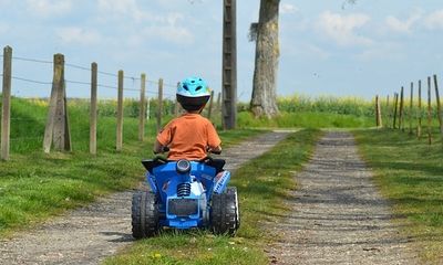 Выбираем электроквадроцикл ребенку: полезные советы