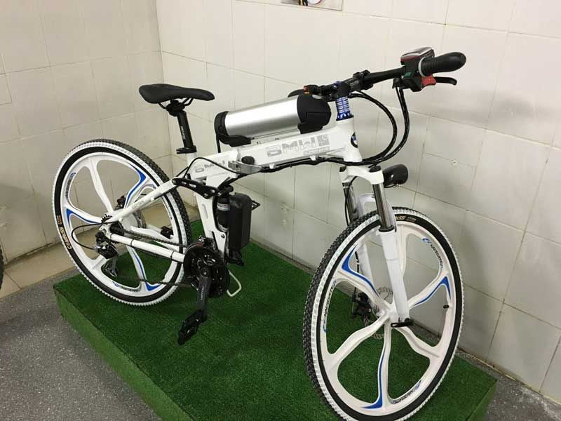 Электровелосипед BMW Electrobike RD White
